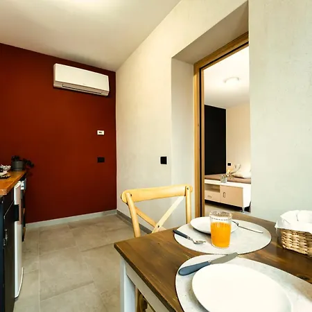 La Corte - Bilocale 2 诺瓦拉